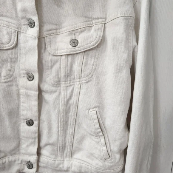 NWOT Old Navy Women's Cropped Trucker Jacket, Color: Off-White, Size: S - Picture 4 of 7